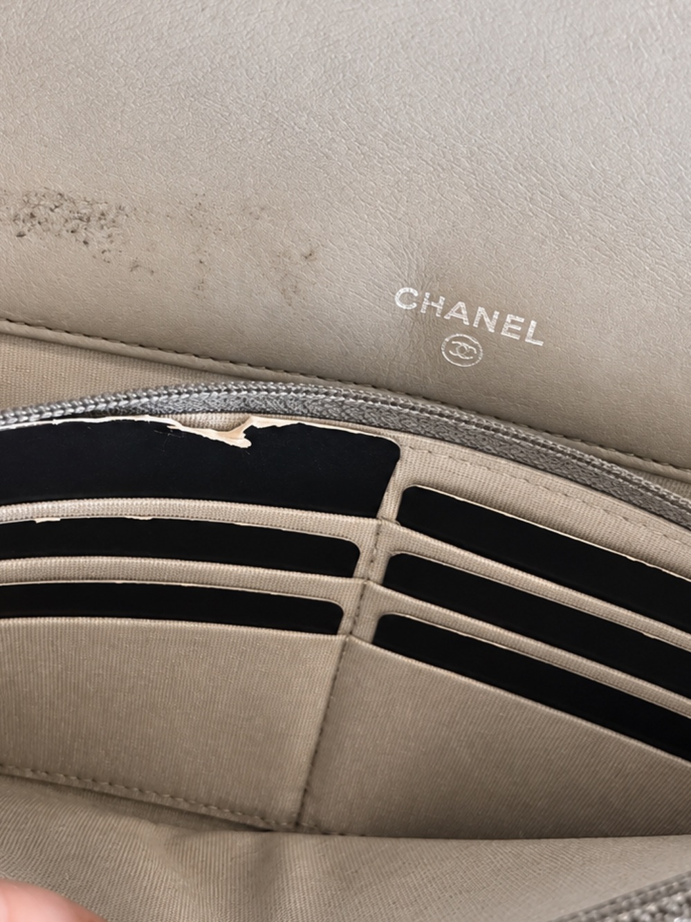 Chanel Boy Wallet on Chain WOC Patent Leather Sample Piece - Picture 8 of 12